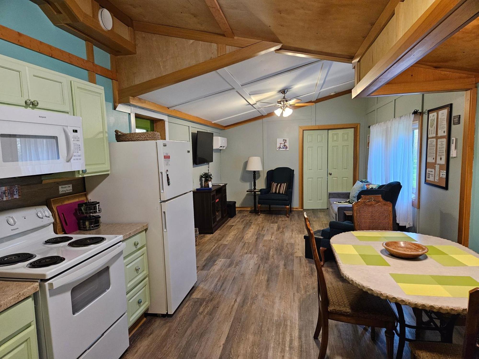 Frog Hollow At Hocking Vacations Logan Exterior foto