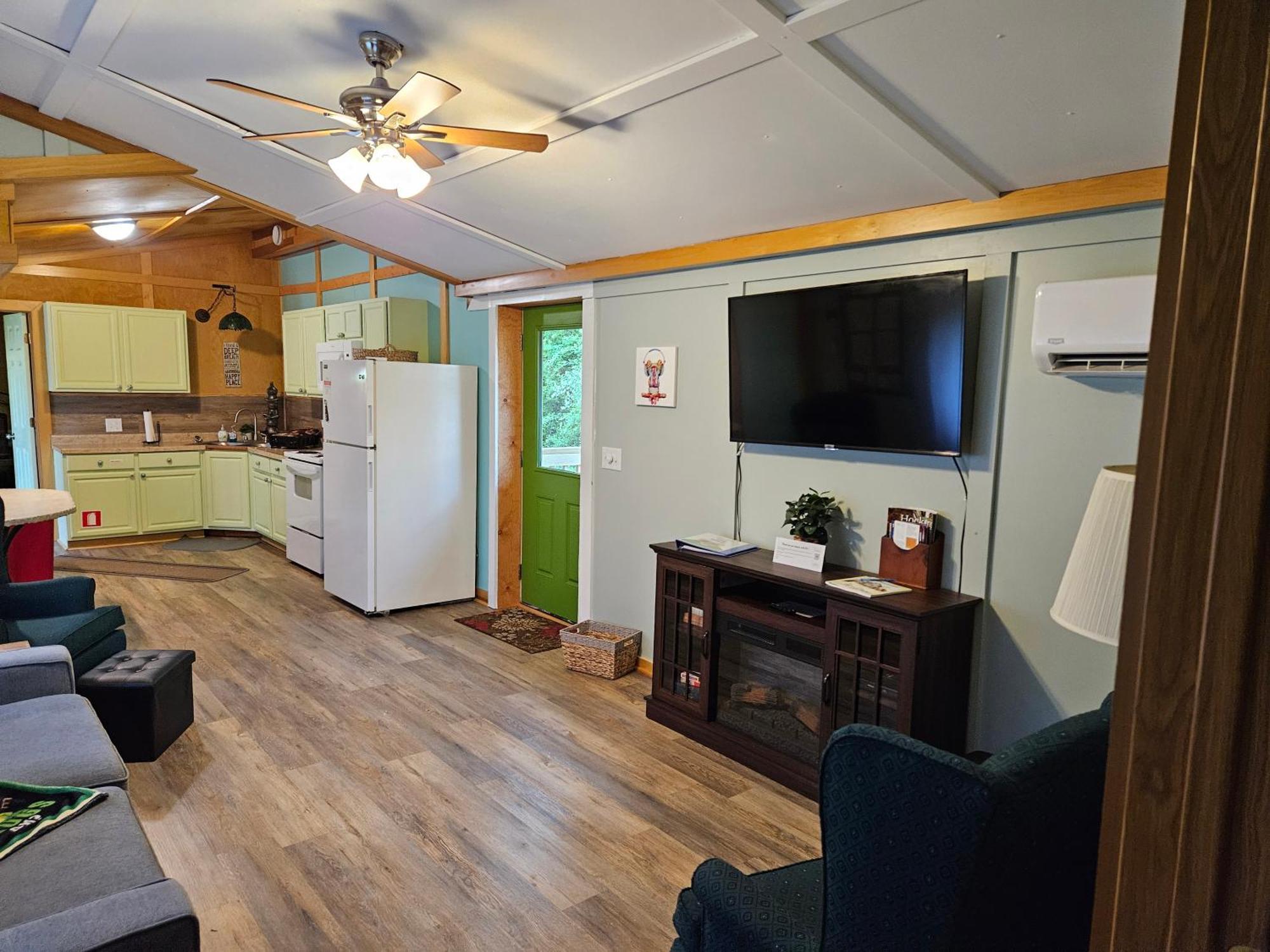 Frog Hollow At Hocking Vacations Logan Exterior foto
